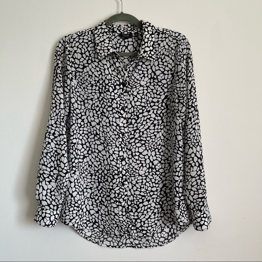 APT9 Button Up Patterned Blouse